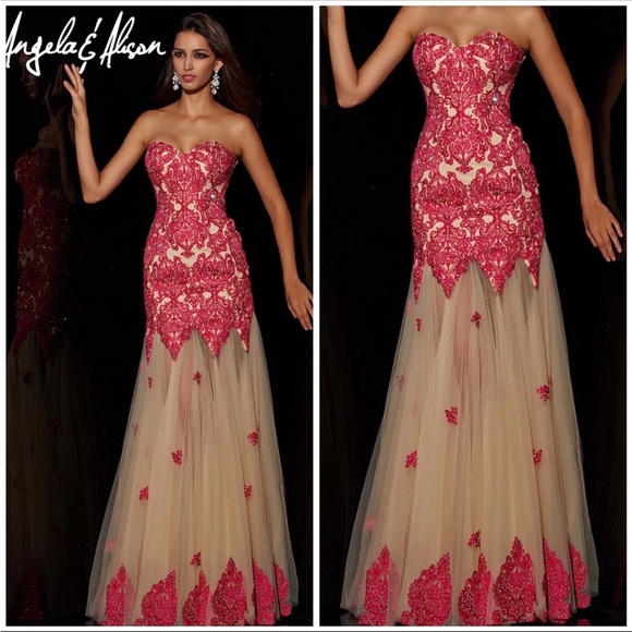 Green and Cream Strapless Gown - Picture 5 of 6